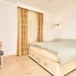 Almachares Villa, Nerja Villa *